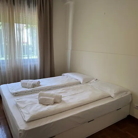 Hotel apartamentowy Monica