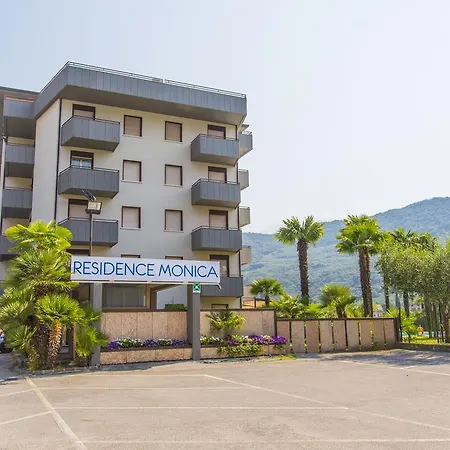 Hotel apartamentowy Monica 3*